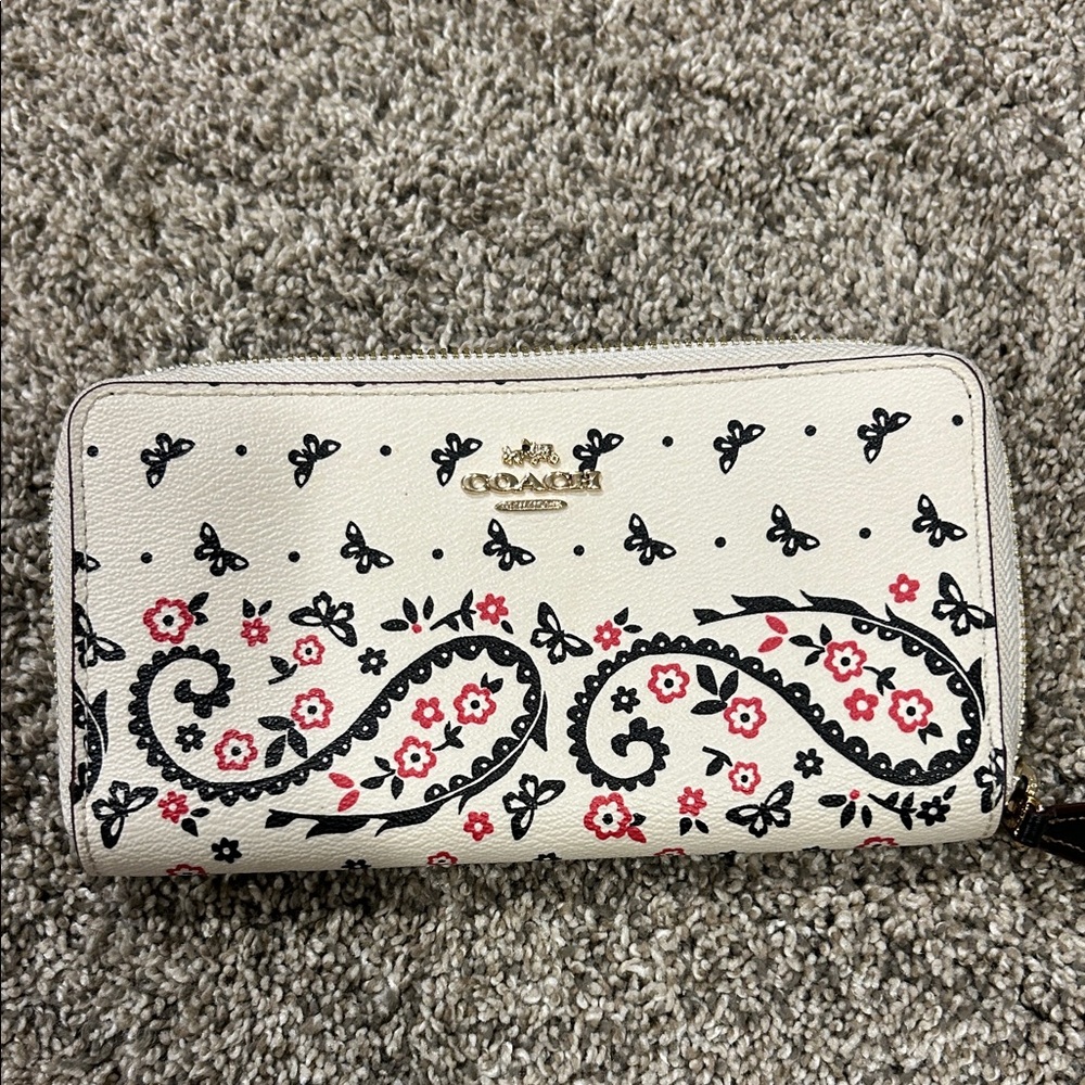 Coach Cream and Black Floral Women's Wallet